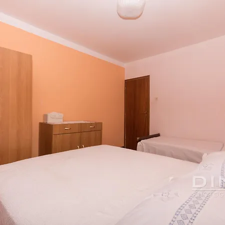 A1 - Large Apt With Big Terrace Balcony & Sea View דירה טרוגיר
